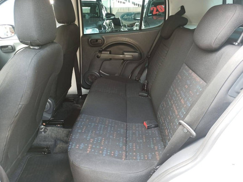Fiat Uno 1.0 Evo Vivace 8v Flex 4p Manual