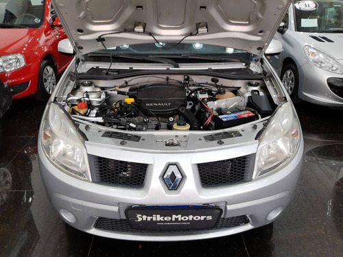 Renault Sandero 1.6 Expression 8v Flex 4p Manual