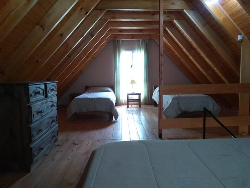 Complejo De Cabañas En Venta - 3 Dormitorios 3 Baños - 445mts2 - Balneario Marisol
