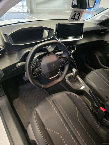 Peugeot 208 1.6 Feline Tiptronic
