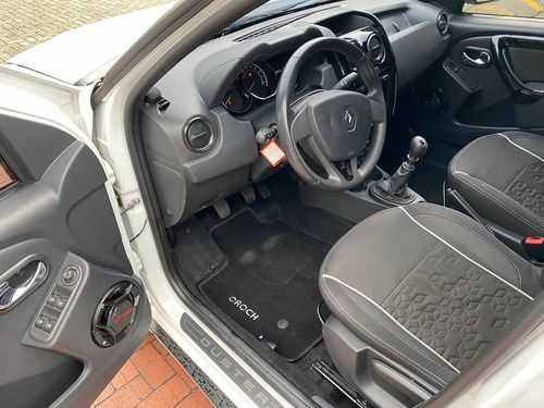 Imagen 11 de 14 de Renault Duster Oroch Dynamique 4x4