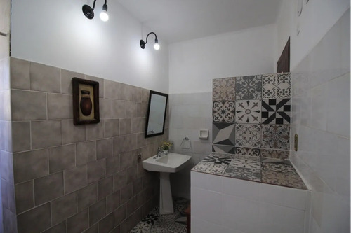 Cómoda Casa En Pleno Centro, Ciudad De Paysandú