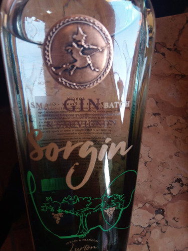 Gin Sorgin (base A Uvas Sauvignon Blanc) Francés Por Bot !!! Sauvignon Blanc