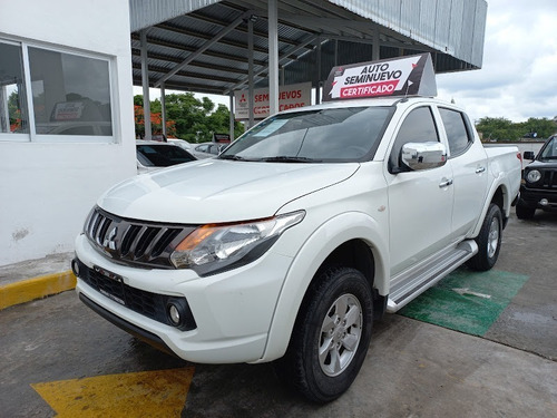 Imagen 1 de 14 de Mitsubishi L200 2018