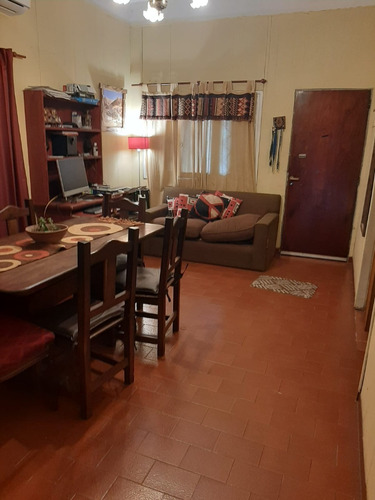Imagen 17 de 27 de Casa En Lindo Barrio En Luis Guillón