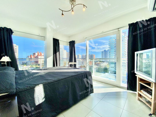 Imagen 3 de 21 de Apartamento De Tres Dormitorios En Venta, Punta Del Este - Punta Del Este Brava