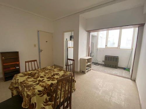 Imagen 3 de 6 de Departamento - 2 Ambientes - Varese