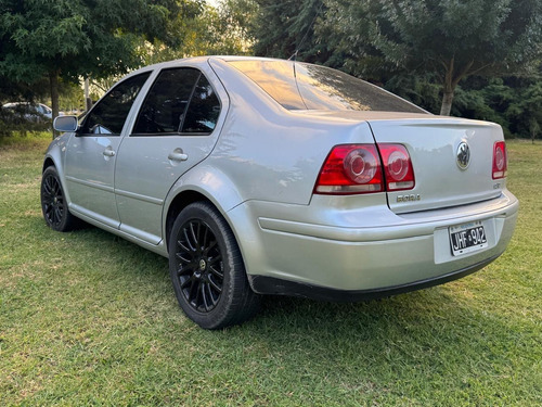 Volkswagen Bora 1.8 Highline T Tiptronic Cuero