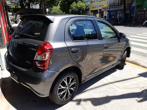 Nuevo Toyota Etios 2021 Xls Manual 5 Puertas - J