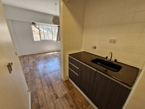Venta Consultorio Renovado Impecable