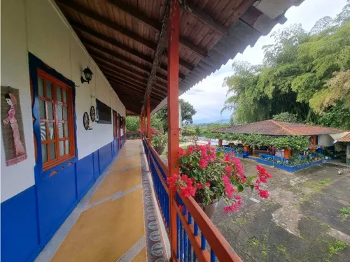 Finca De 3 Cuadras En Venta A 15 Minutos De Calarcá