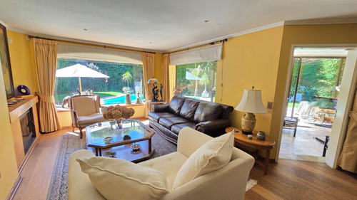 Broker Impecable 5d-4b-se-depend- Patio- Piscina