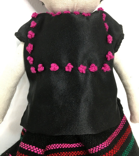 Muñeca Artesanal Mexicana Tipo Frida