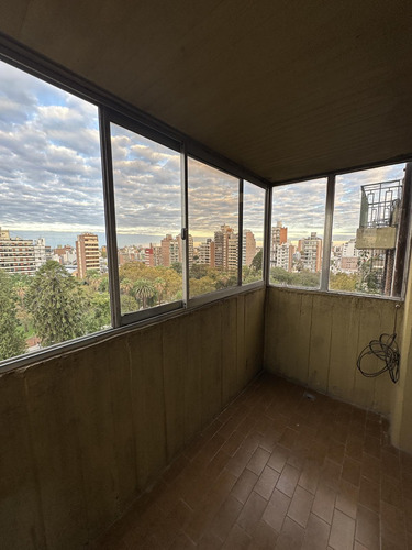 Departamento Tres Dormitorios Amplio Impecable Doble Balcón Abasto Parrillero