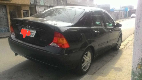 Imagem 4 de 11 de Ford Focus 2.0 Lfc