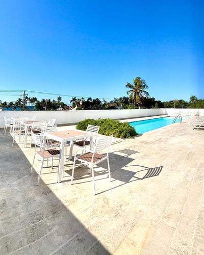 Juan Dolio-venta De Apartamento De 2 Ha Con Vista A La Playa