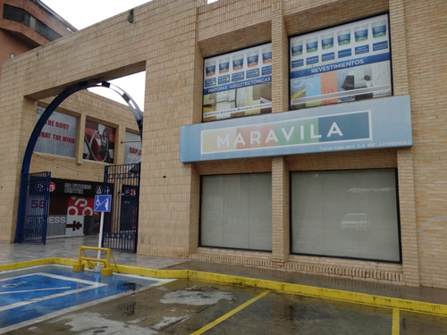 En Alquiler Excelente Local Comercial, En La Pb Y Entrada Del Centro Comercial