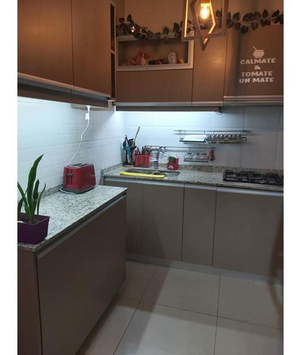Casa De 3 Dormitorios Crespo Al 600 Excelente