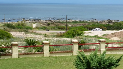 A Pasos Del Mar, Vistas Panorámicas.