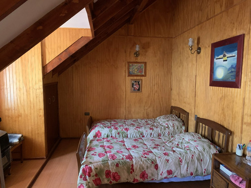 Casa Familiar / Las Vertientes