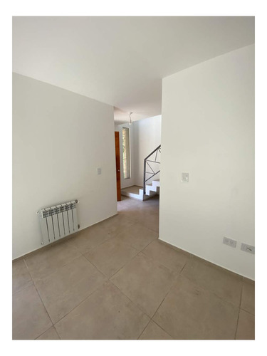 Imagen 9 de 16 de Casa En Housing De Villa Allende Golf!