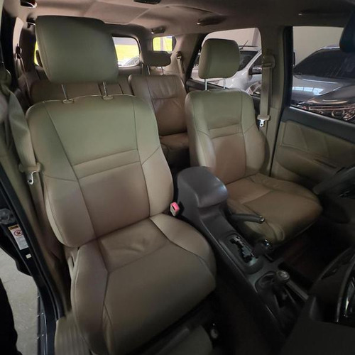 Toyota Hilux SW4 SRV 3.0 TDI 4X4 (5 Lugares)