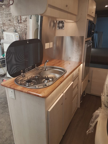 Equipamiento Motorhome Sobre Furgón Full Vra 2021
