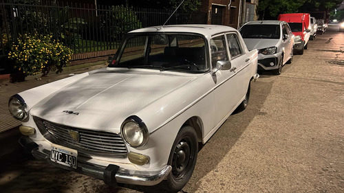 Peugeot 404