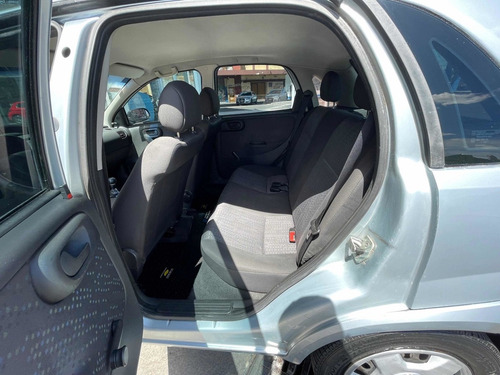 Imagen 14 de 16 de Chevrolet Corsa 2009 1.8 Gl Aa+da