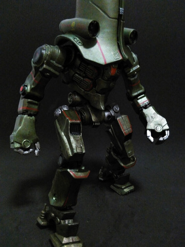 Figura de acción Pacific Rim Jaeger Cherno Alpha Neca