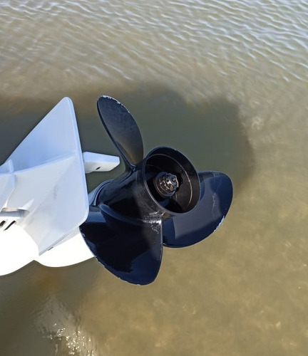 Imagen 6 de 15 de Lancha Bermuda Twenty C Evinrude 200 Hp