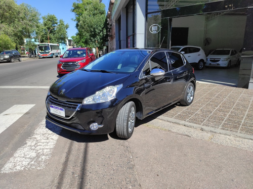 Peugeot 208 Feline Pack Cuir