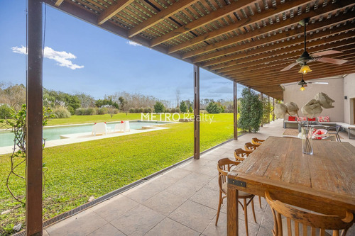 Casa En Venta 5 Dormitorios Cancha De Tenis Y Sauna En Loma Escondida