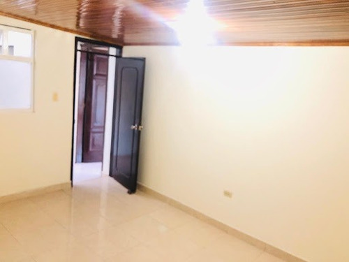 Imagen 18 de 20 de Casas En Venta Ciudad Bachue 777-96