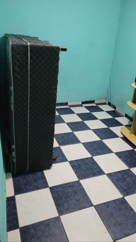 Sobrado C 2 Quartos, Cozinha, Sala, 1 Lavanderia E Banheiro