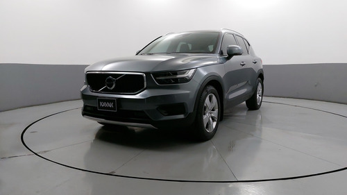 Volvo Xc40 2.0 Momentum T4 Auto