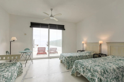 Casa En Venta De 4 Dormitorios En La Barra