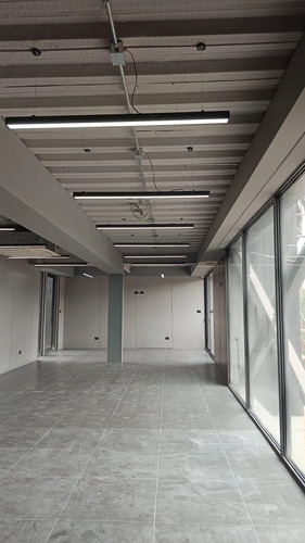 Comercial, Notaria, Centro Medico, Restaurante.