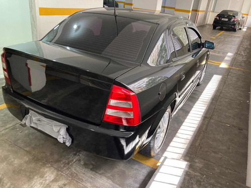 Imagem 8 de 12 de Chevrolet Astra Sedan 2005 2.0 Elegance Flex Power 4p
