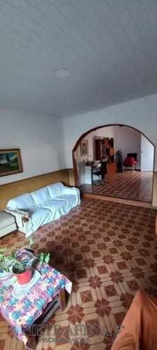 Imagen 15 de 17 de Casa A La Venta - 3 Dormitorios - 3 Baño - Piscina - Cochera 2 Autos - Santa Ana - Cerrito