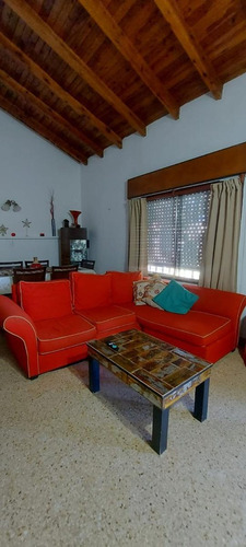 ¡oportunidad Venta De Casa Con Patio Amplio!
