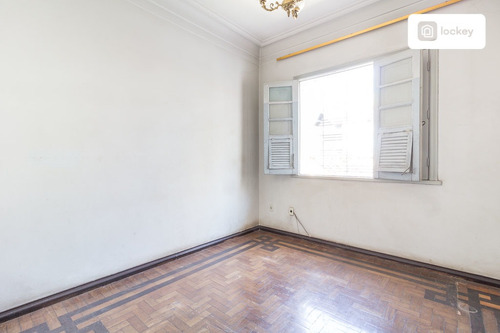 Imagem 12 de 15 de Aluguel De Casa Com 360m² E 10 Quartos - 8815