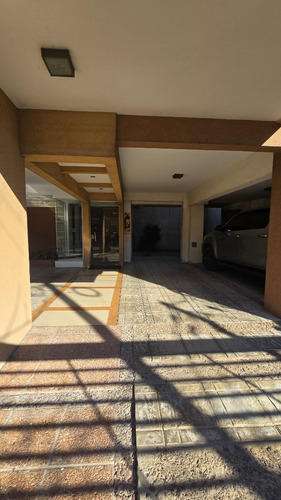 Departamento 2 Ambientes Con Cochera- Alquiler- Castelar