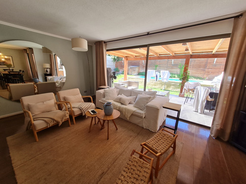 Preciosa Casa 5d 4b En El Mejor Sector El Huinganal