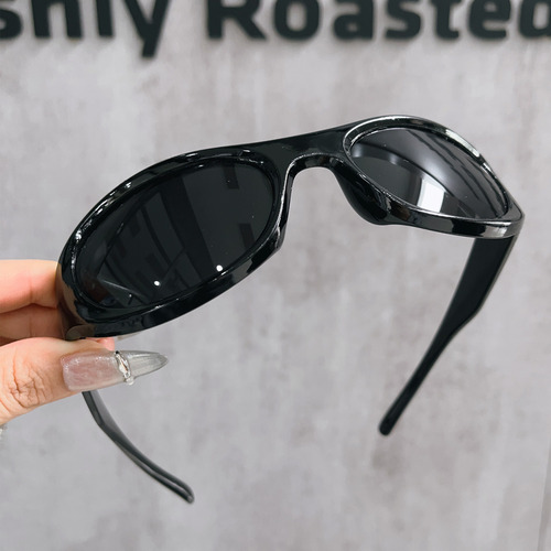 Gafas De Sol De Gran Tamaño De Color Negro Punk Con Montura