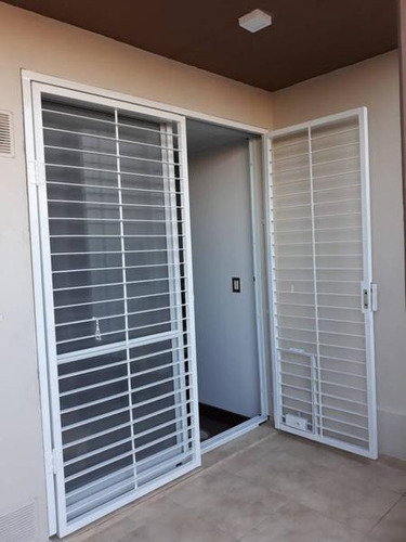 Imagen 8 de 13 de Se Vende Hermoso Departamento, 2 Dormitorio, Con Patio Exclusivo, Zona Abasto.