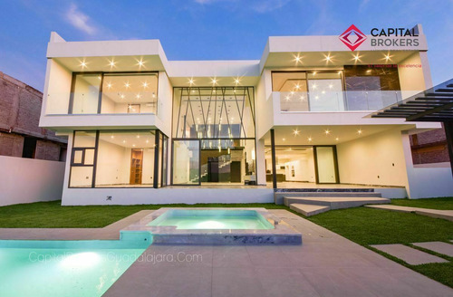 Mansión De Súper Lujo En Venta En Ayamonte Zapopan Zona Bajío Guadalajara