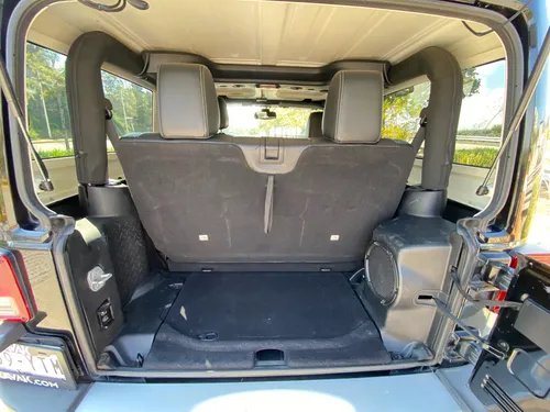 Jeep Wrangler 3.6 Unlimited Sahara 4x4 At