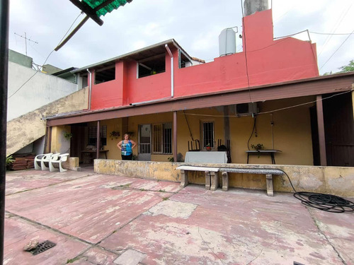 Casa En Venta Palomar 5 Amb