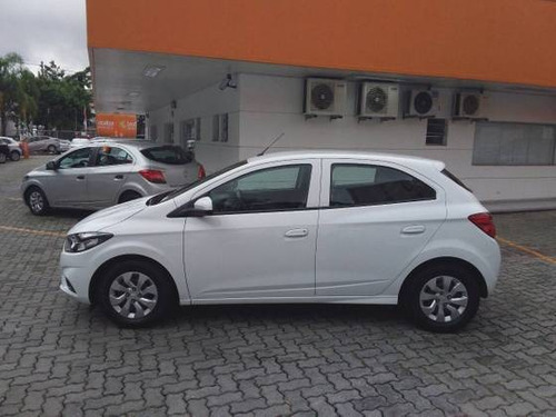 Imagem 8 de 9 de Chevrolet Onix 1.0 Mpfi Lt 8v Flex 4p Manual